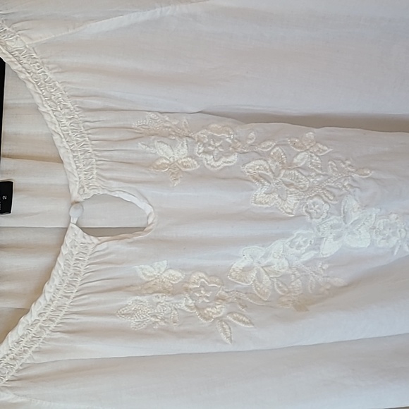 14. Torrid vintage embroidered white peasant blouse - Picture 3 of 16